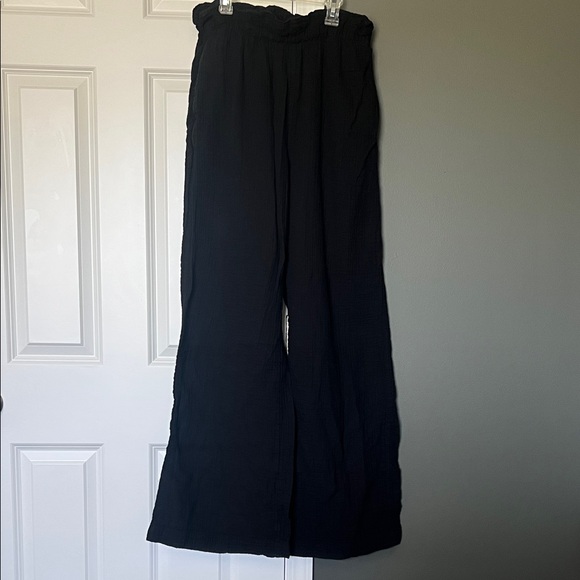 GAP Pants - Gap Black Crinkle Gauze Wide-Leg Pants